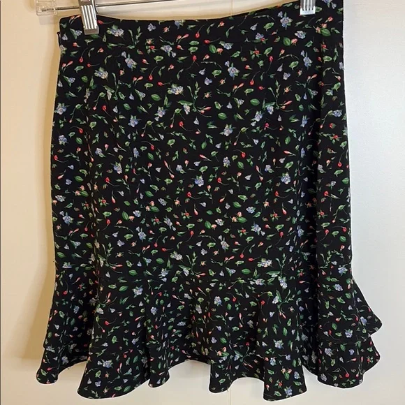 Club Monaco Floral Black Skirt - Picture 2 of 4